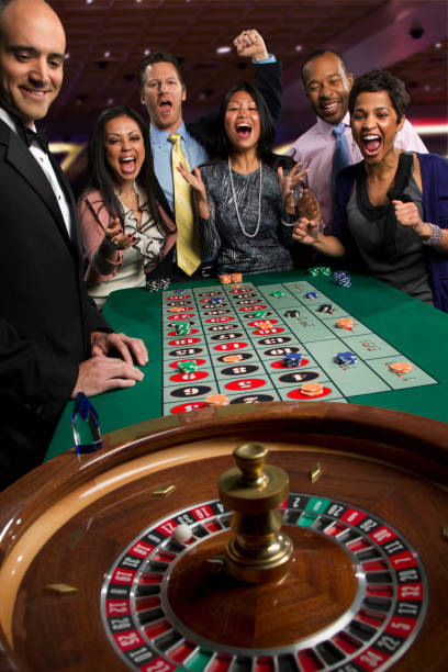 Auto Roulette live wheel broadcast on mobile phone